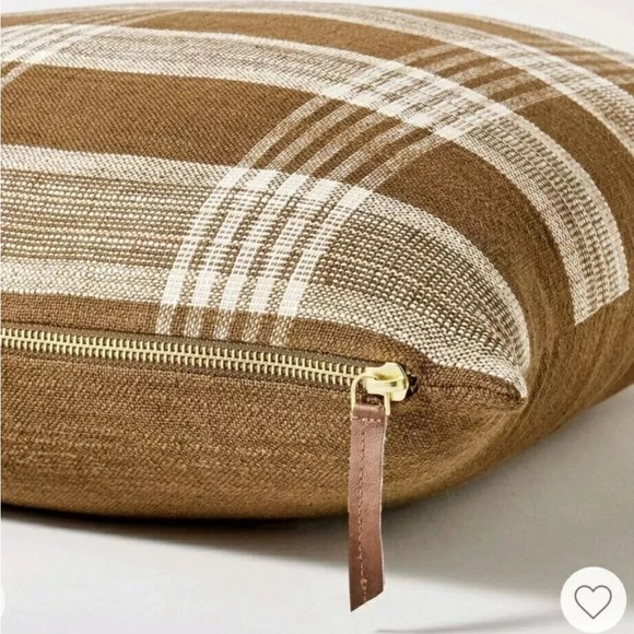 Threshold Studio McGee Woven Plaid Pillow Brown Removable Cover Cozy 20"x20” NWT - Picture 3 of 4